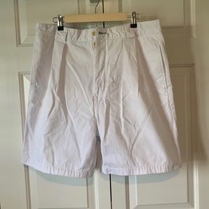 Tommy Hilfiger, Mens White Shorts, Size 38
